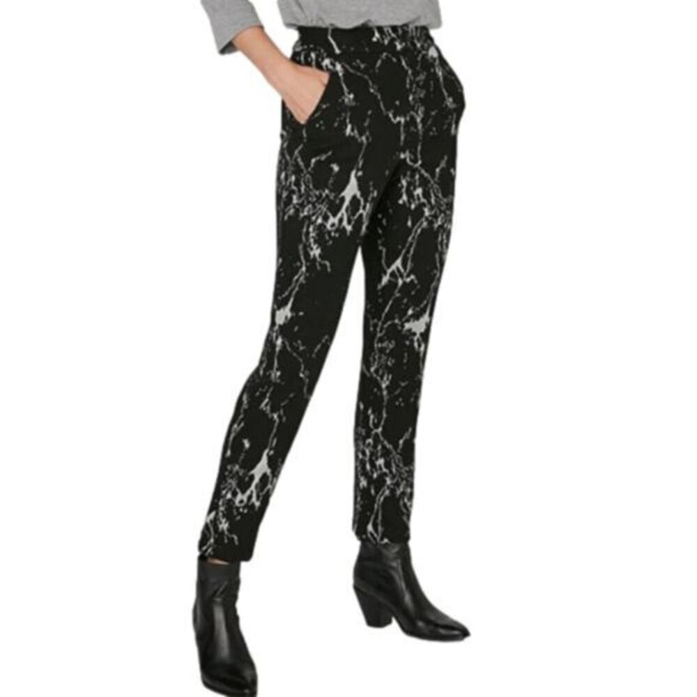 Calvin Klein black and white abstract cropped pants size 8